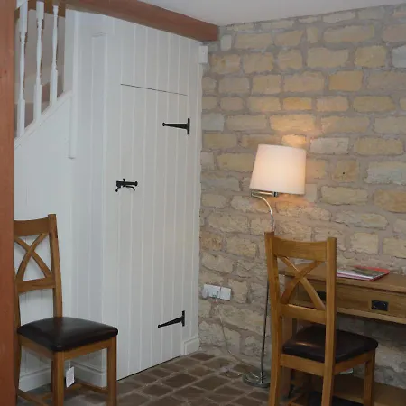 Coach House *